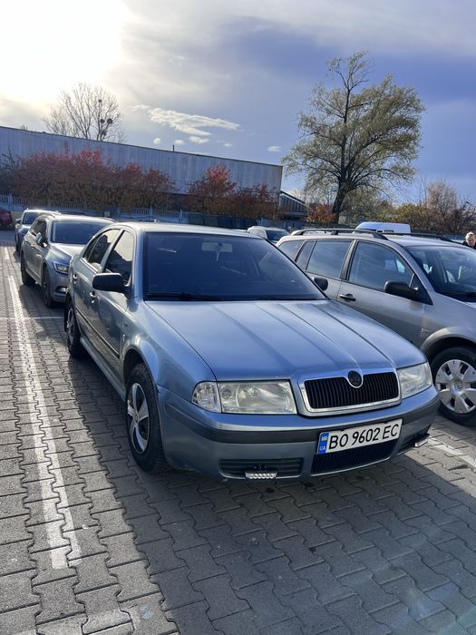 Skoda octavia tour 1.6 газ/бенз