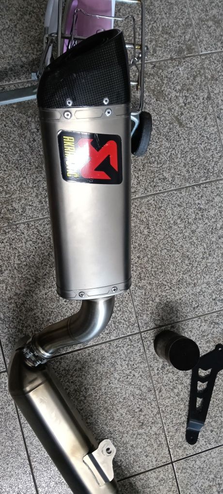 Akrapovic yamaha mt09