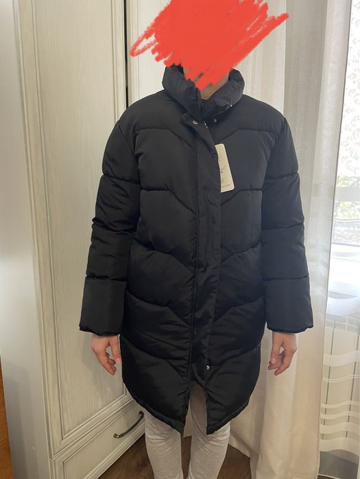 Пуховик зимовий жіночий