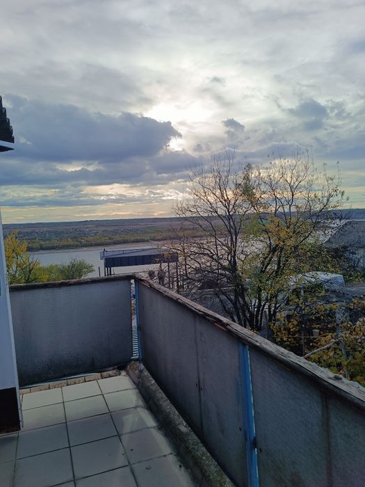 Продається дачний будинок