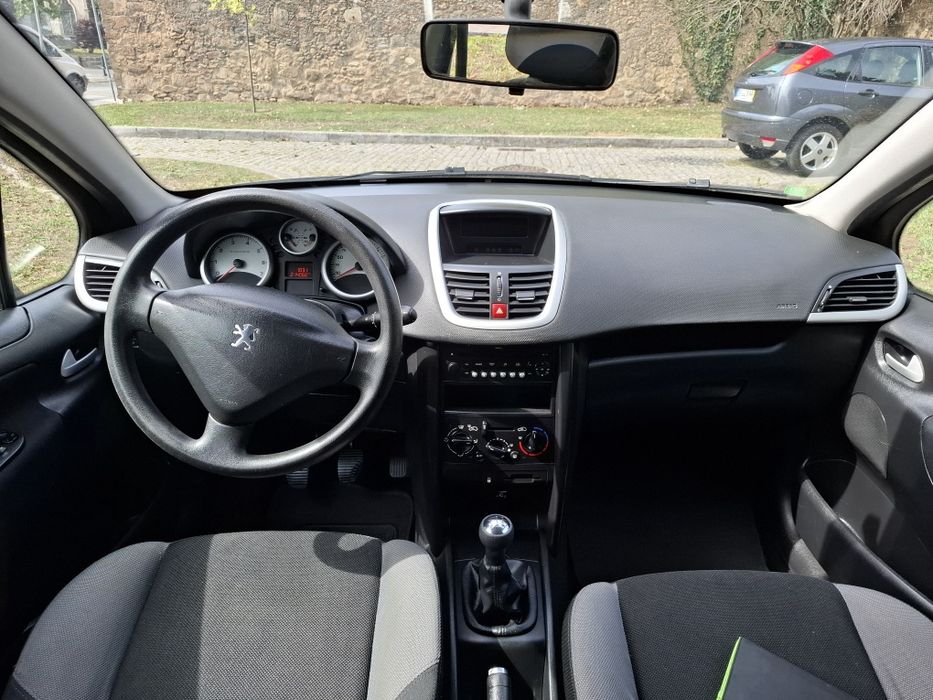 Peugeot 207 1.4 a GPL
