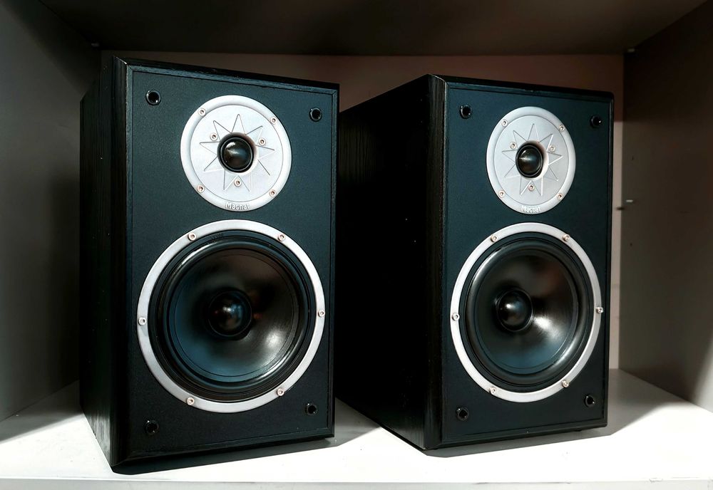 Kolumny Magnat Moni­tor Supreme 200 Czarne Para Bassreflex 2x 180W !!