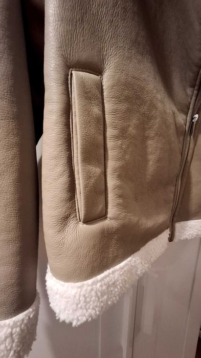 Reserved Kurta ekoskora z futerkiem r.152