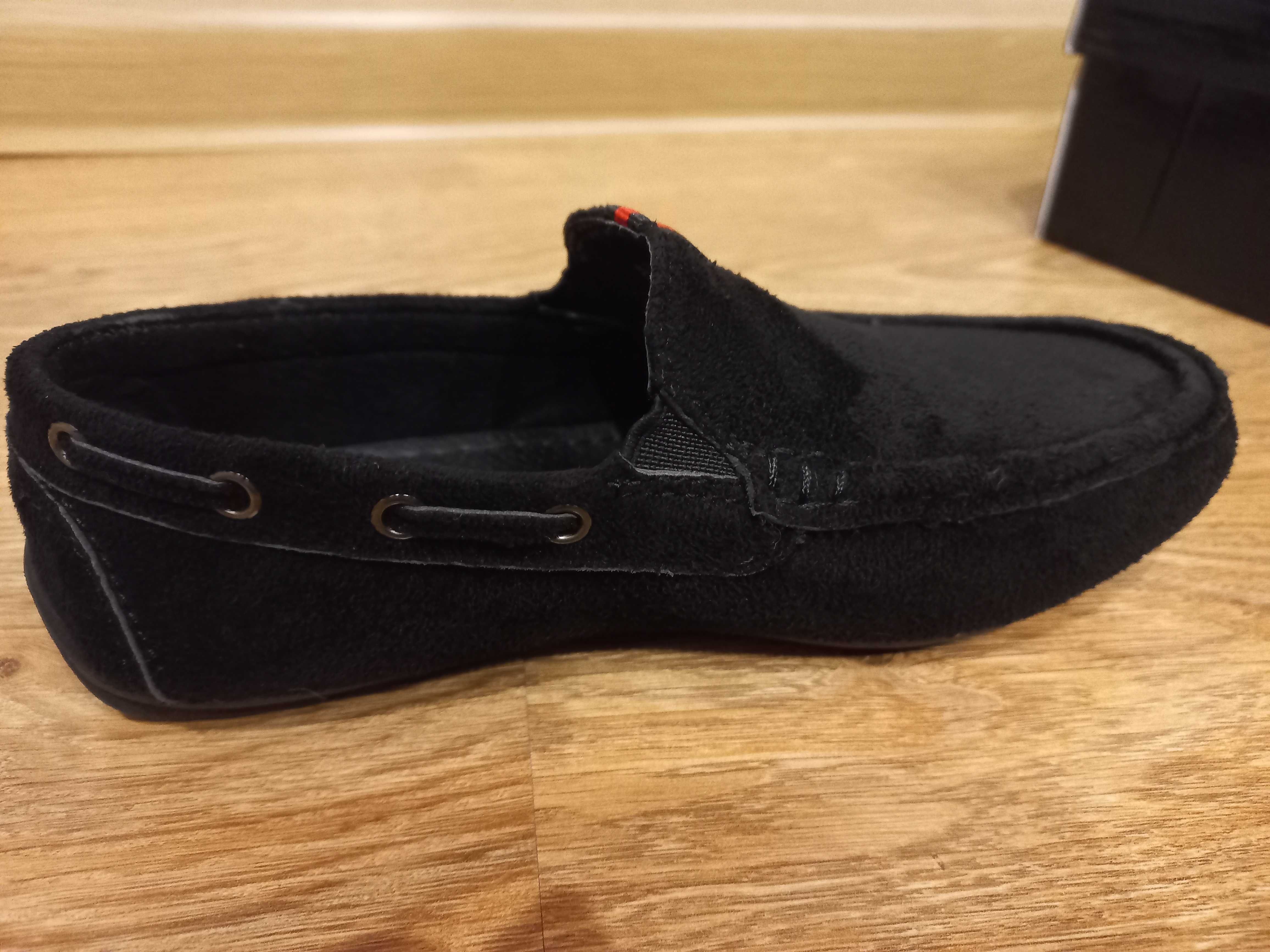 Buty garniturowe r. 32