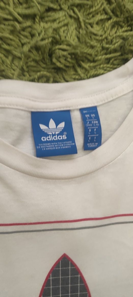 Футболка з крутим принтом Adidas