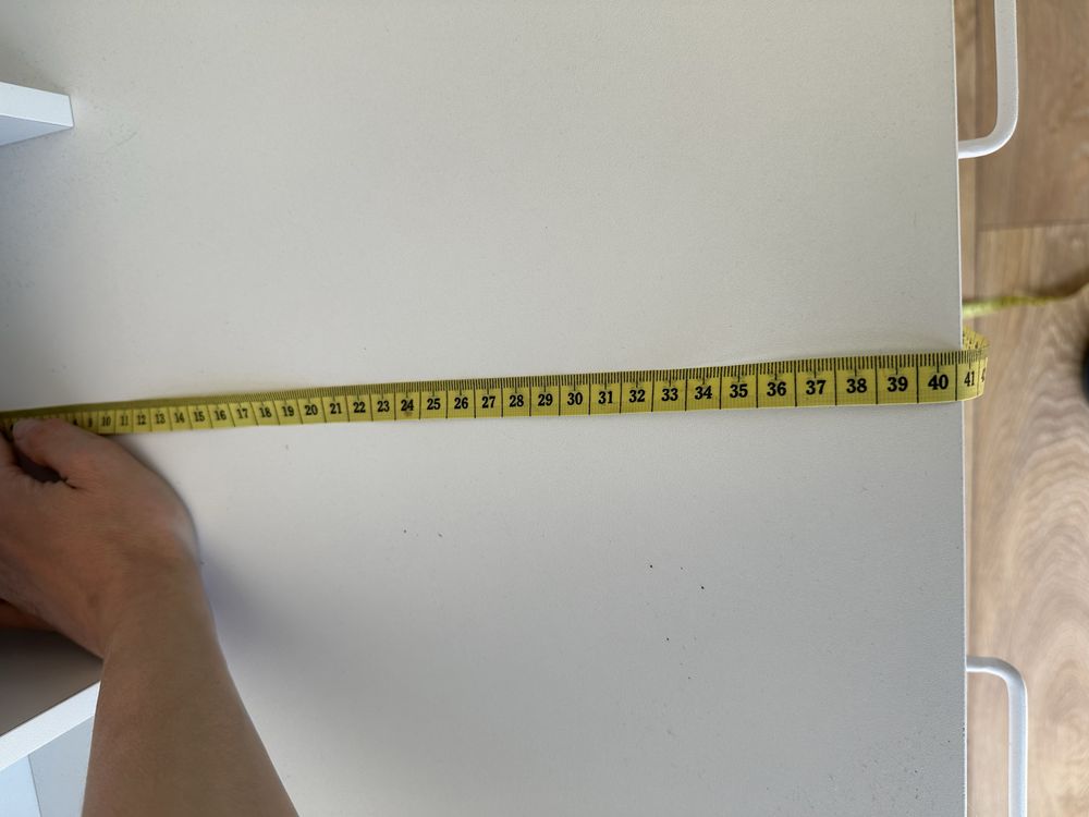 Kosmetyczka szafka  komoda toaletka biala z lustrem biurko