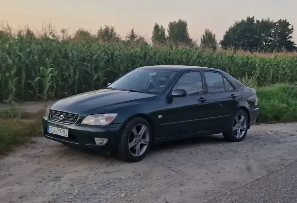 Lexus IS Sprzedam LEXUS IS 200 Automat