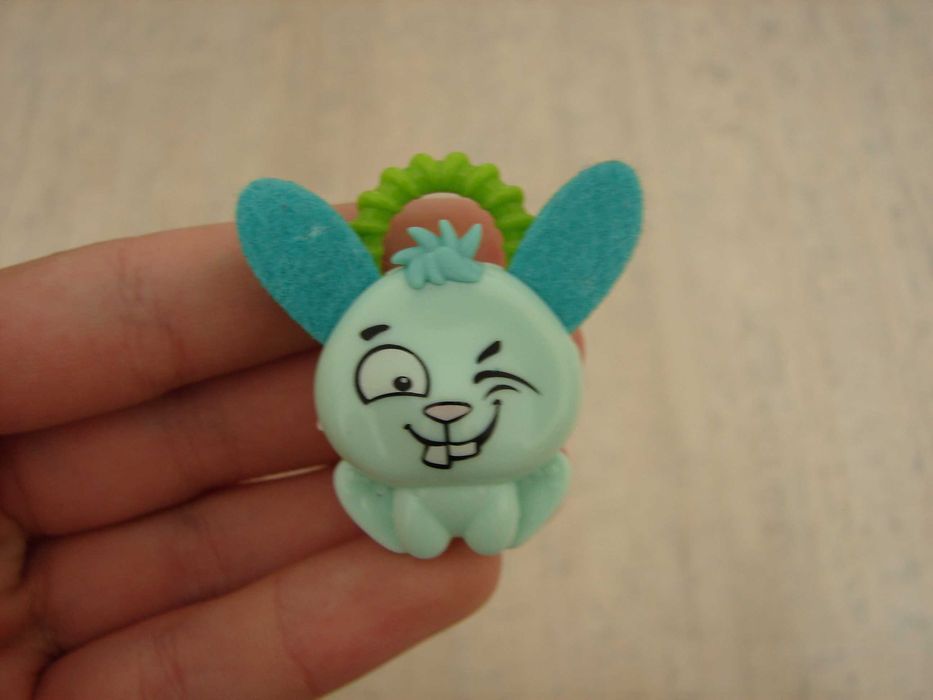 Мини замок из Киндера