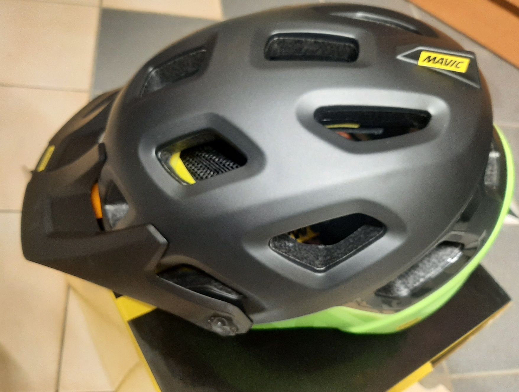Kask mavic deemax pro mips mtb