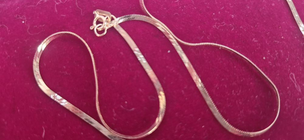 Łańcuszek Cudo delikatny 375 w firmowym pudełku Elisabeth Duke