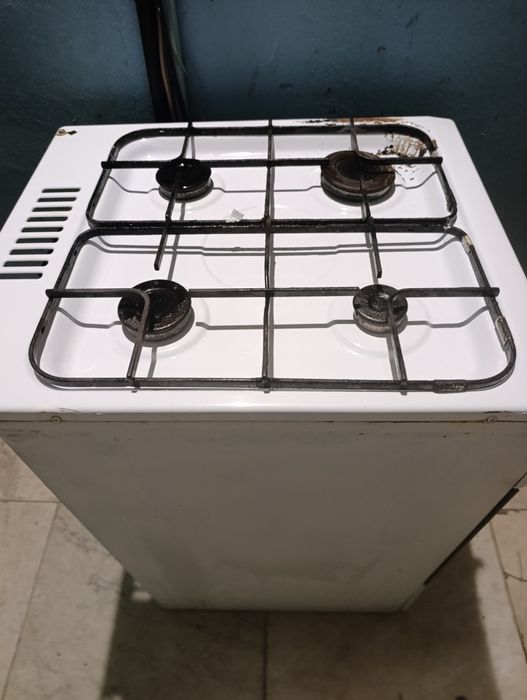 Продам- Газовая плита