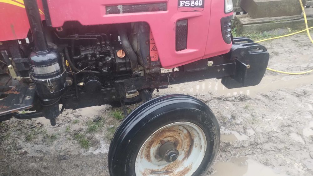 Трактор Mahindra fs240