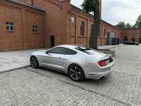 Ford Mustang Ford MUSTANG V6 - dużo zmian, wydech, dolot, ekran, pierwszy wlascicie