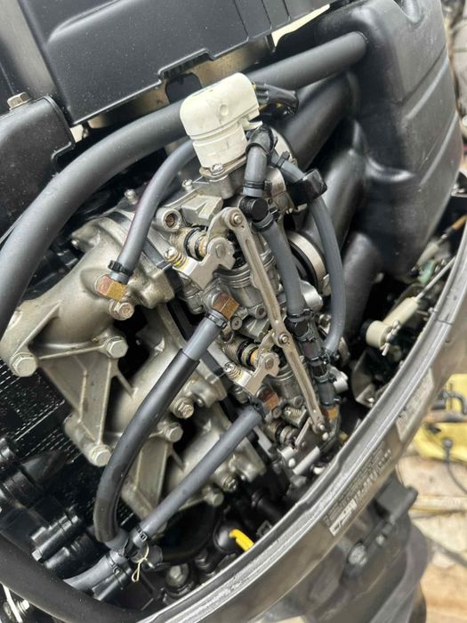 Vendo minha carinha com espensao  até próximao ano