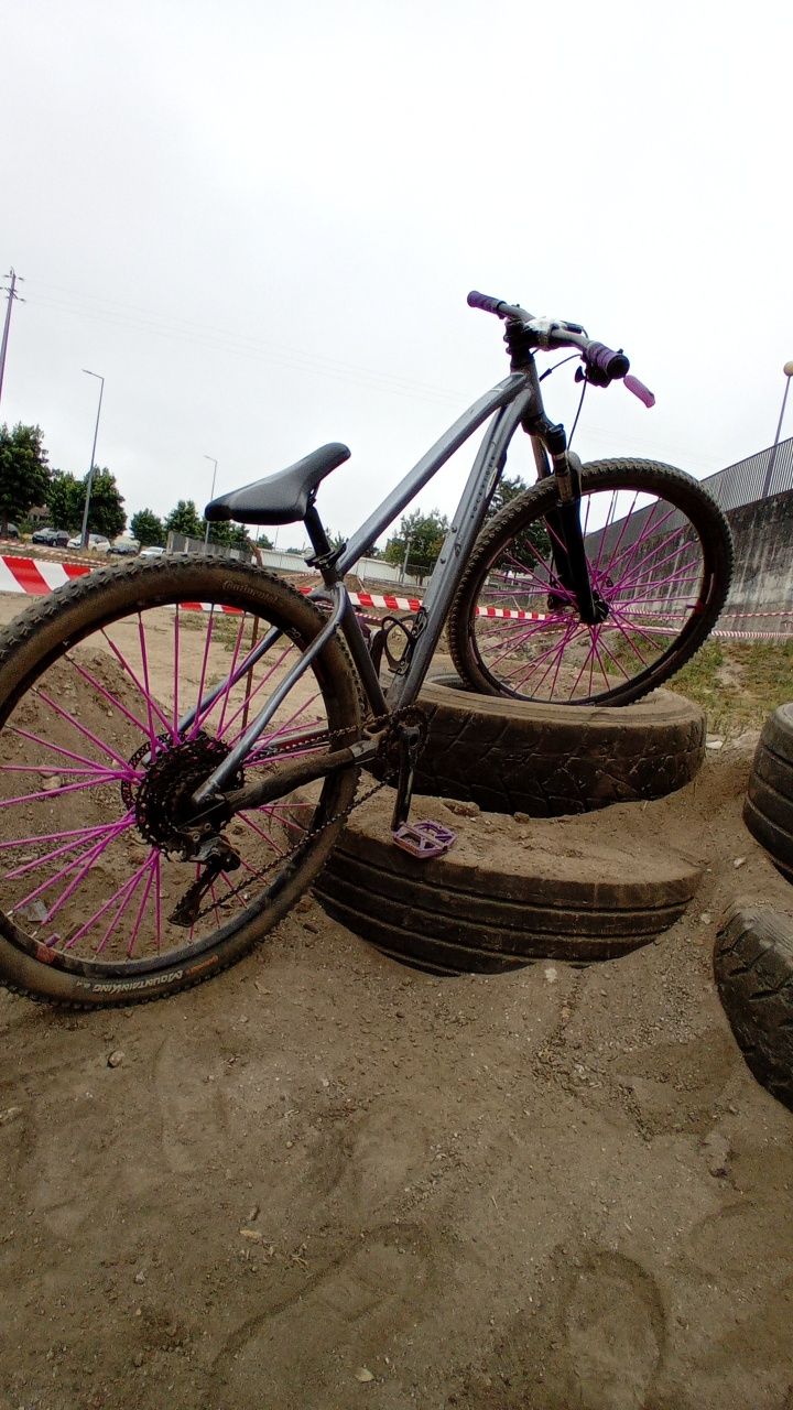 Bicicleta rockrider de grau 29