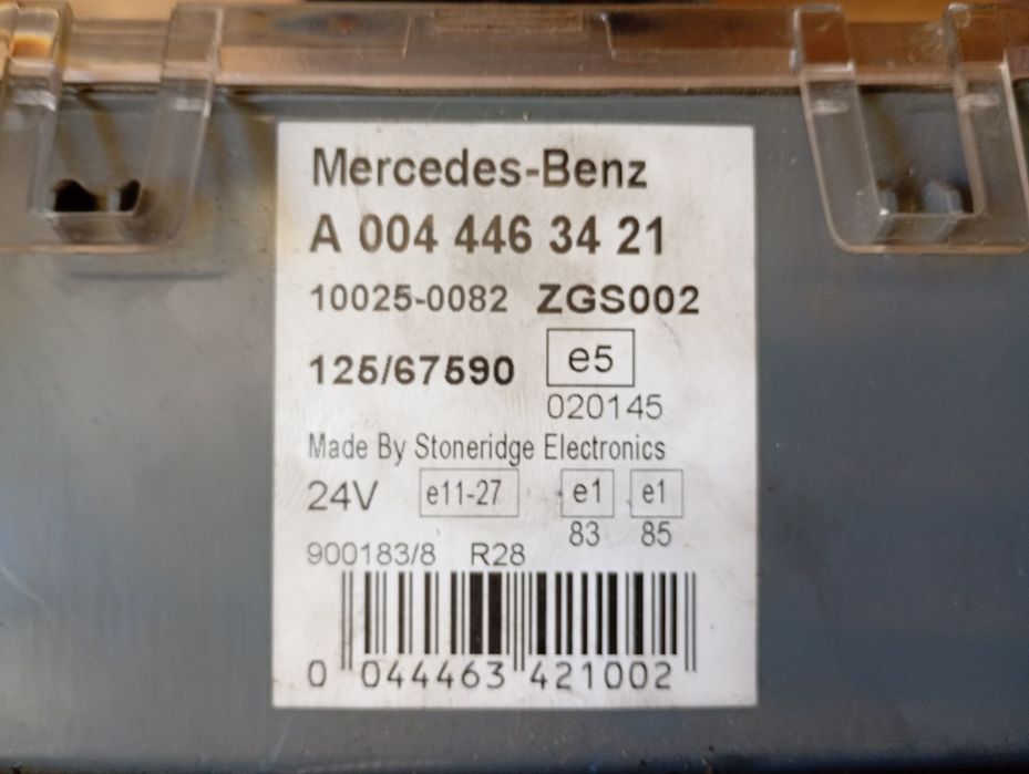 Панелі приладів, тахограф до Мерседес Атего, Аксор,Актрос
