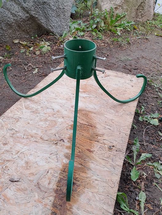 Stojak choinkowy solidny duży na choinkę pod choinkę kuty ozdobny