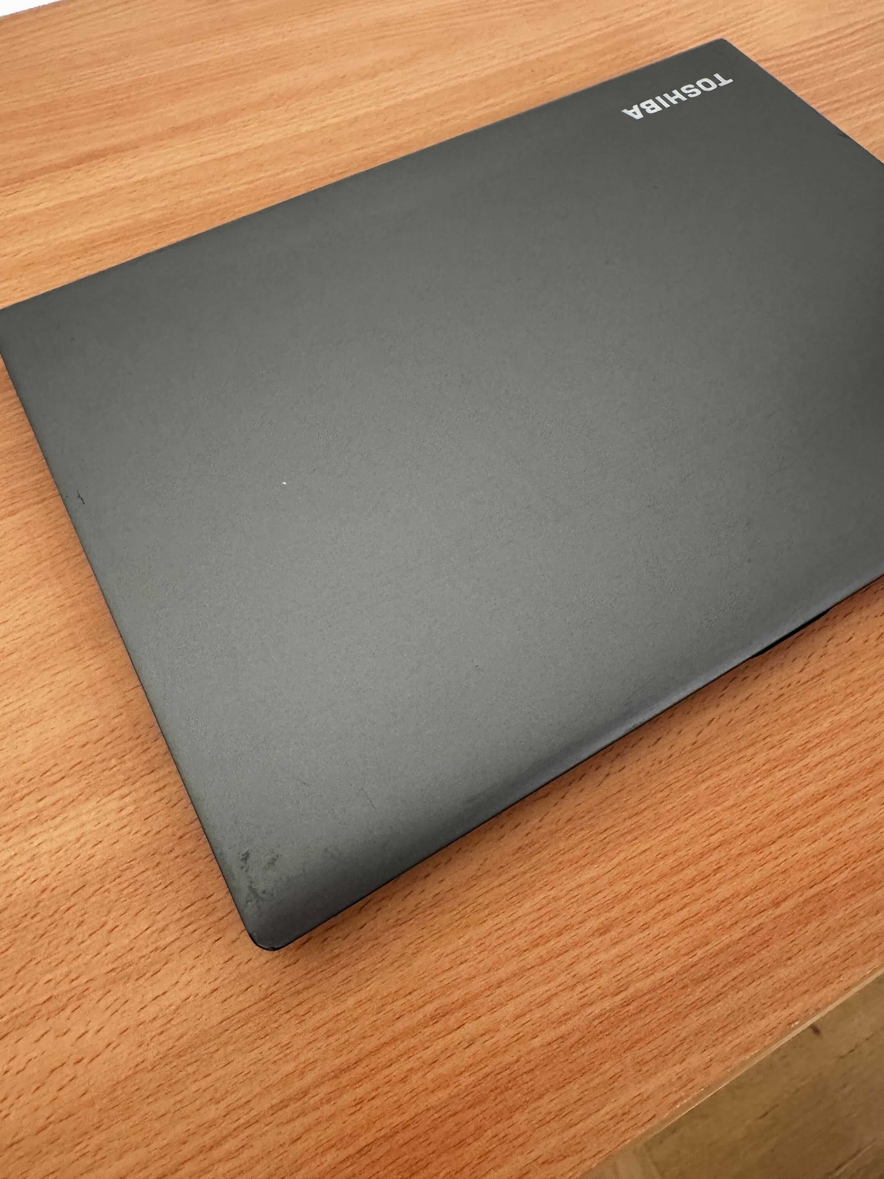 Laptop Toshiba Portege 30a / 16GB RAM / 264GB / Windows 7