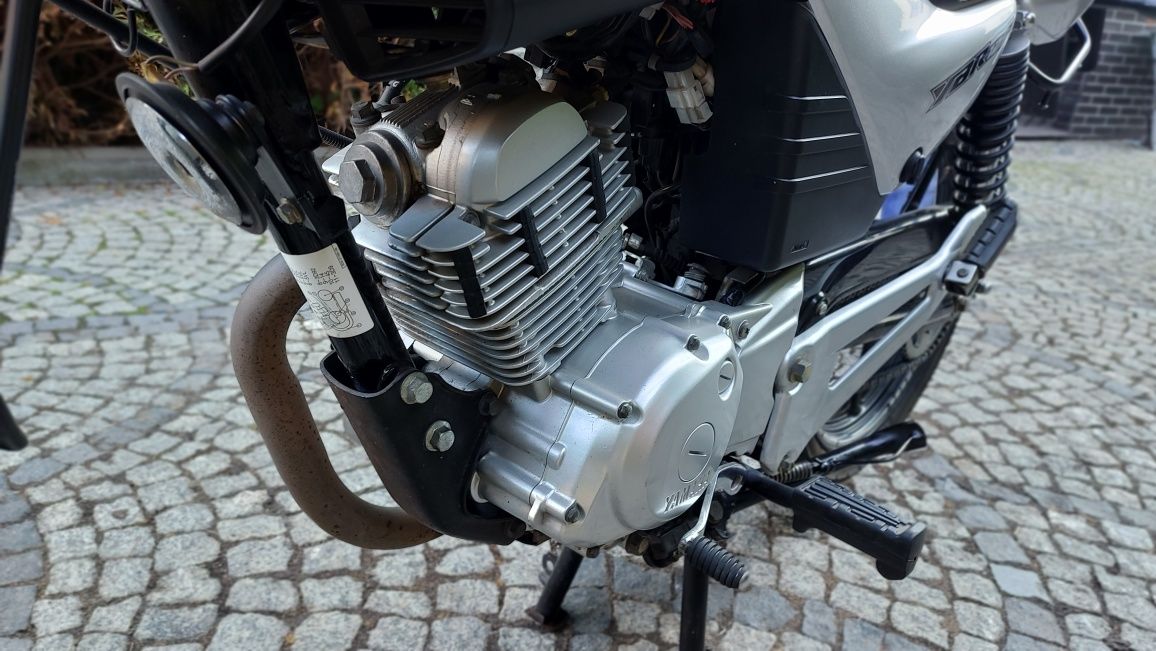 Yamaha YBR125 - prywatny motocykl - bardzo ładny stan - 125ccm 2008r