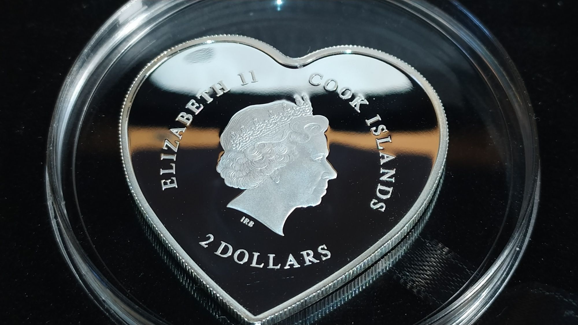 серебряная 2 доллара 2013 г монета С днём рождения