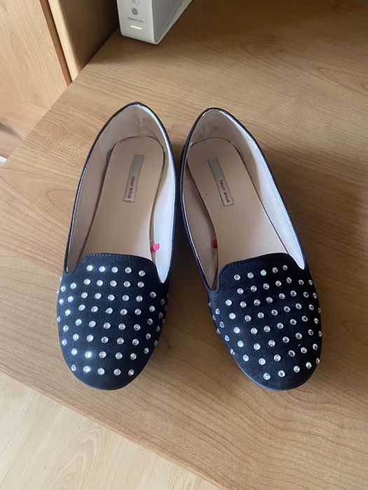 Baleriny czarne z kryształkami buty lordsy slip on modne jak nowe
