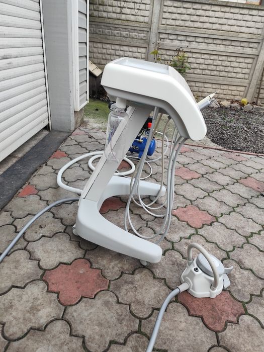 Стоматологічна установка. Стоматологическая установка.