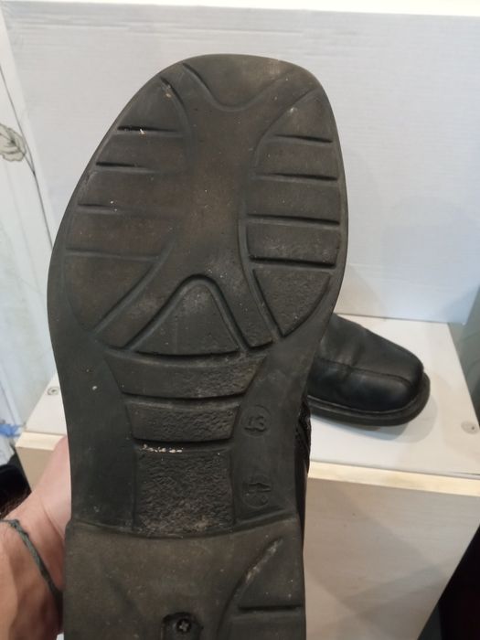 Продам мужские кожаные зимние ботинки на меху Foot club