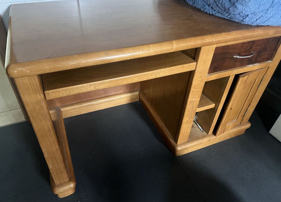 Vendo moveis de quarto ( todos juntos)