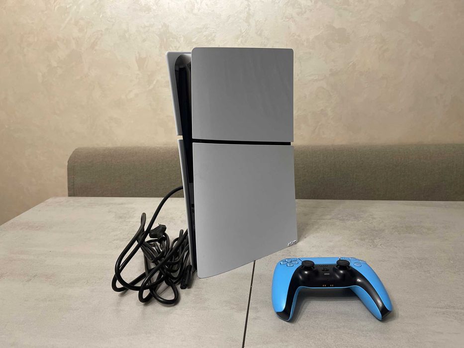 Ігрова приставка Sony PlayStation PS5 CFI-2015 Slim Digital, джойстик