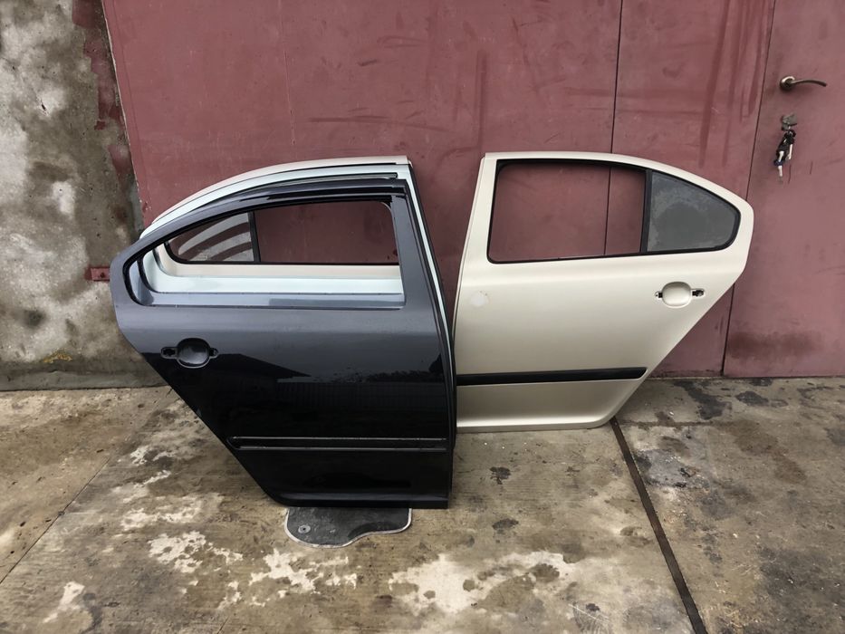 Двері Шкода Октавія А5