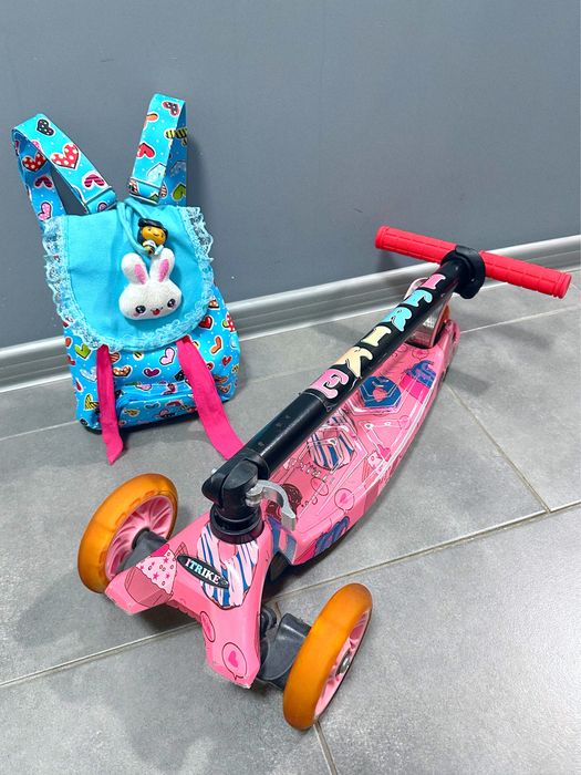 Дитячий, рожевий самокат для дівчинки; триколісний транспорт +рюкзак