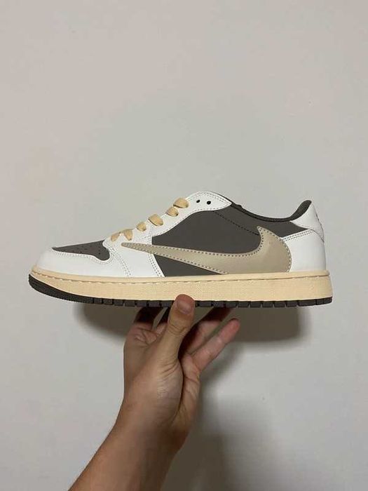 Jordan 1 Retro Low OG SP Travis Scott Reverse Mocha R.40