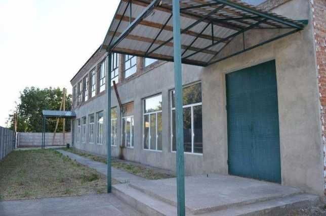 Продам здание Черниговская область, г.Ичня – 990 кв.м.