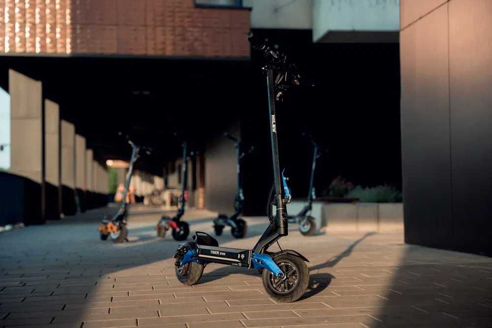 Wodoodporna hulajnoga elektryczna Hiley Tiger EVO GT - Midnight Blue