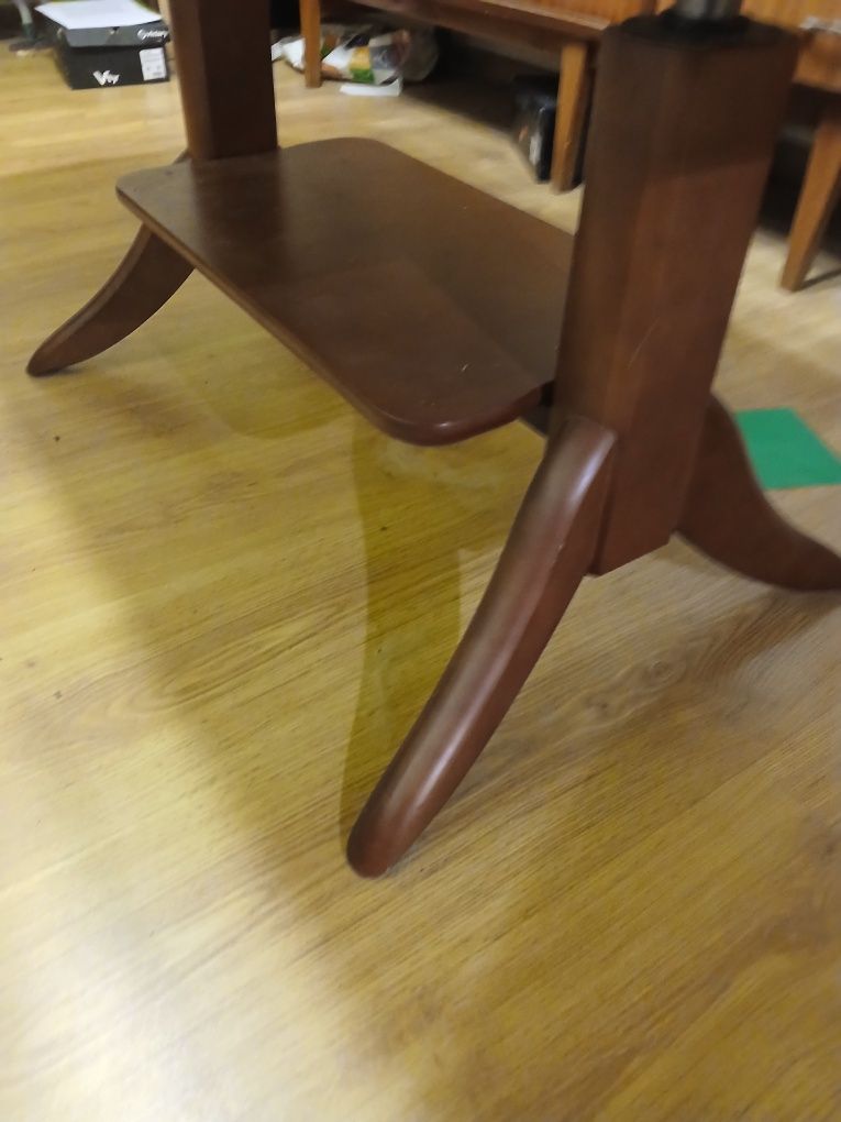 Duży stolik kawowy do salonu