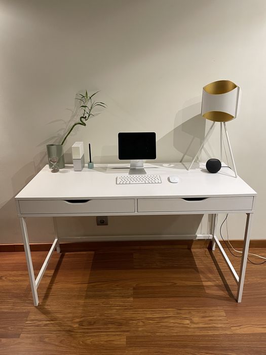 Secretária Ikea Alex