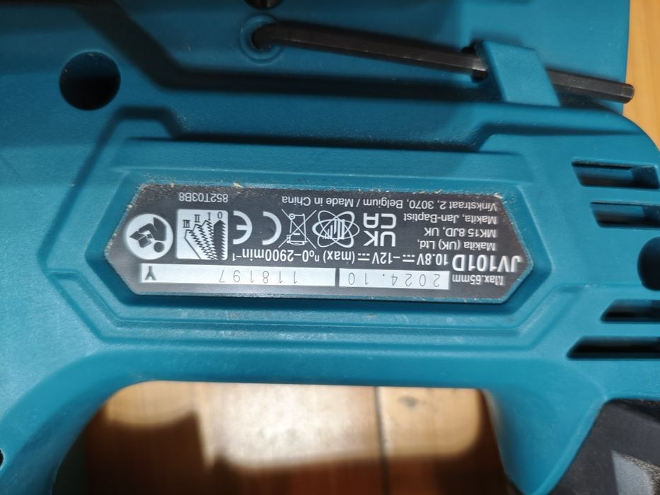 Wyrzynarka Makita 12v prawie nowa sama wyrzynarka solo