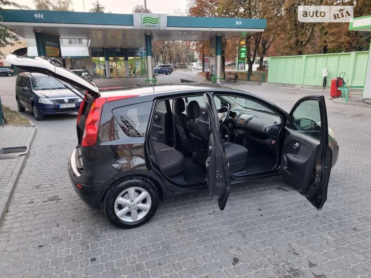 Автомобіль Nissan Note 2006