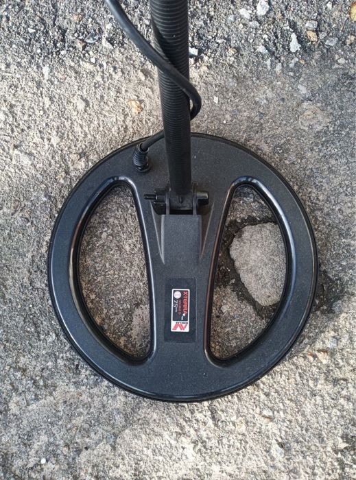 Продам металошукач  x terra 705