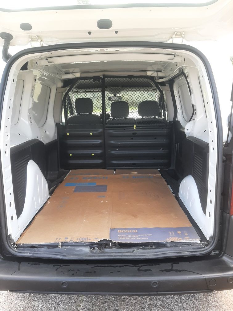 Peugeot partner 1.6 hdi de 3lugares