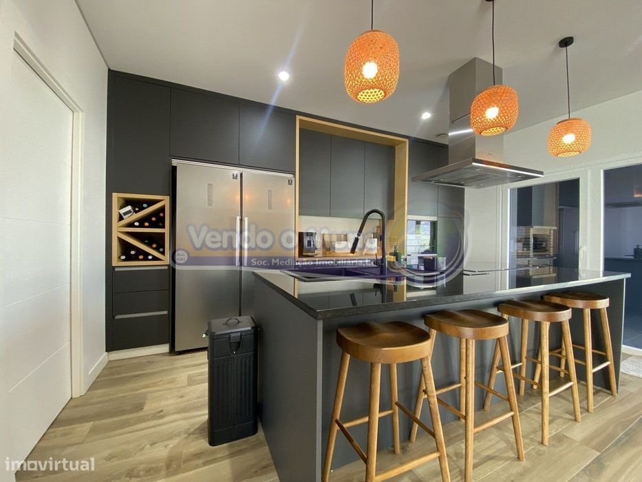 Moradia T4 no Porto Alto (PALT377)