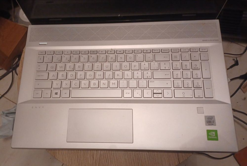 HP ENVY 17 17-ce1907nz procesor i7 10th generacji Win 11