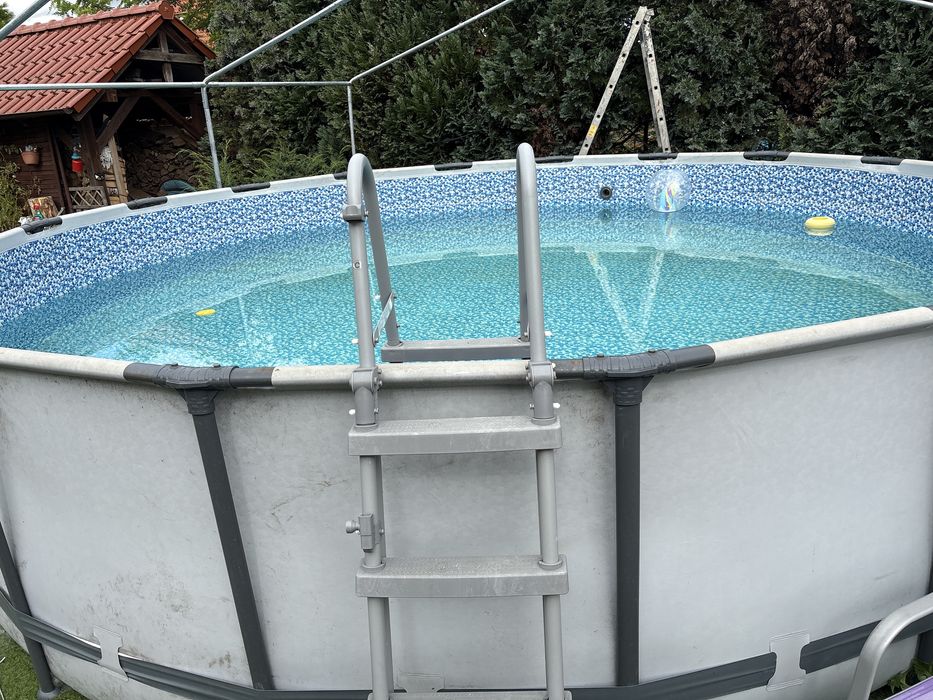 Basen 6 m ze stelażem i drabinką