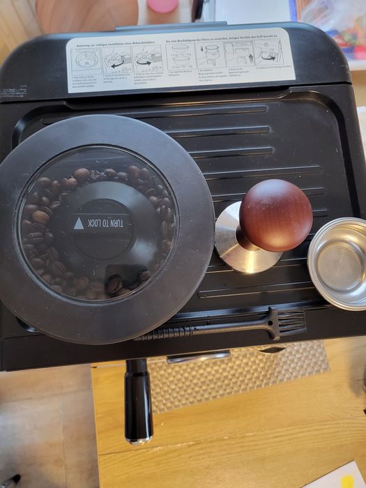 Продам кавомашину, кавоапарат в гарному стані