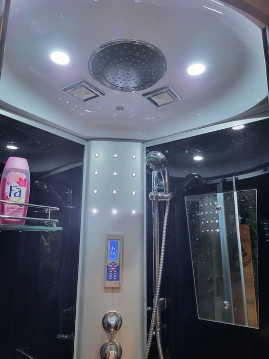 Kabina prysznicowa z sauną 90