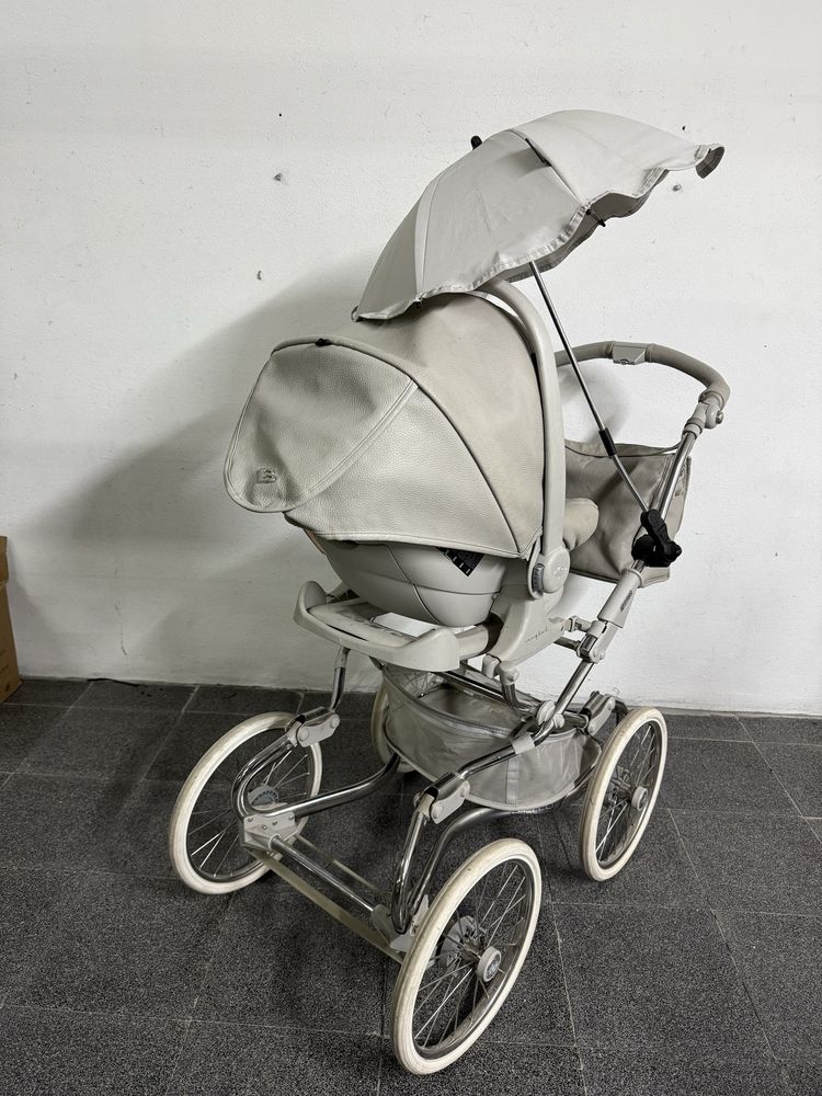 Carrinho bebecar classico - elegante e confortavel