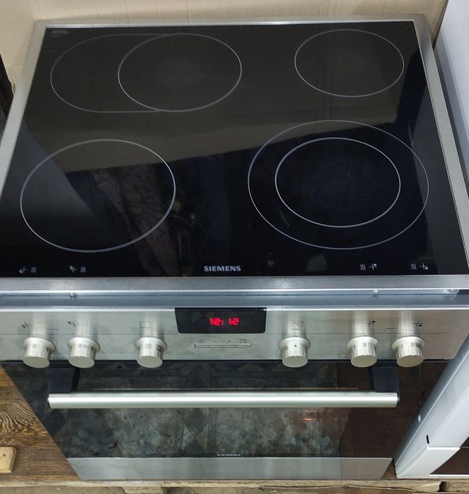 Електро плита Siemens варочна+ духовка