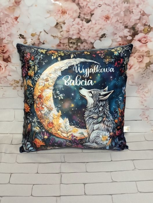 Poduszka na Dzień babci Premium 38 x 38 cm wilk księżyc kwiaty prezent