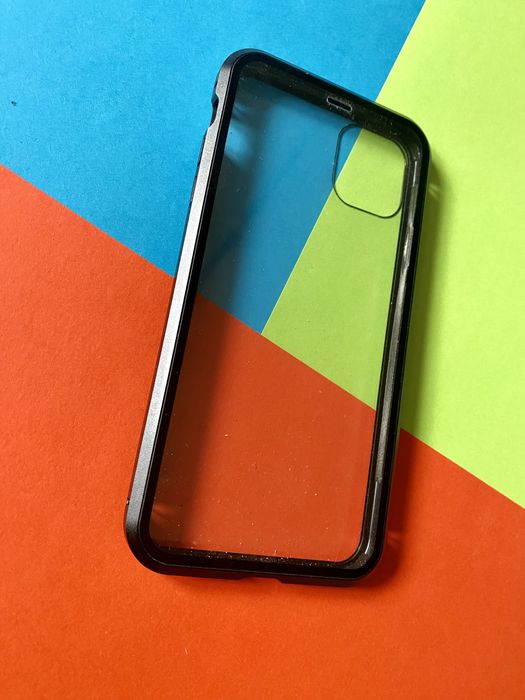 iPhone 11 Pro Max etui magnetyczne