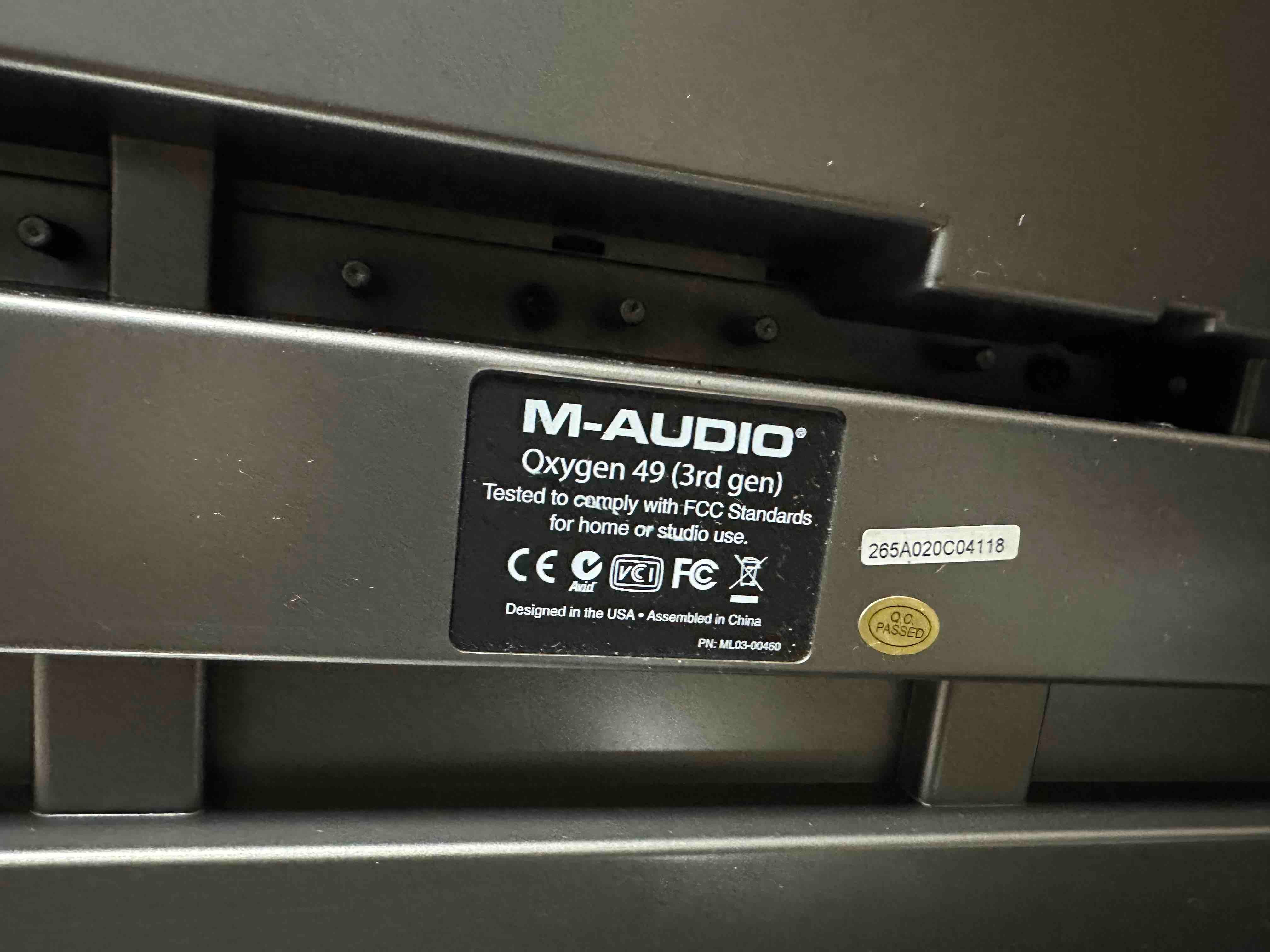 Міді клавіатура M Audio Oxygen49